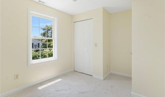 208 W View Rd, Middletown, RI 02842