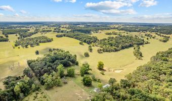 21194 Lawrence 2230, Aurora, MO 65605