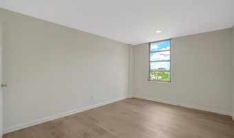 4600 DUKE St 1501, Alexandria, VA 22304