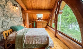 123 Eagle Point Rd, Aurora, ME 04408