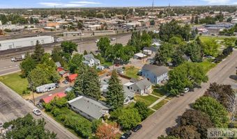 359 S Shilling Ave, Blackfoot, ID 83201