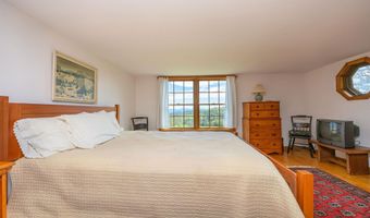 57 Darling Ln, Barnet, VT 05821