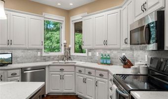 4309 Colleen Ct, Arden Hills, MN 55112