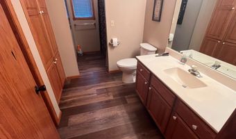 27450 SW 32nd Rd, Beatrice, NE 68319