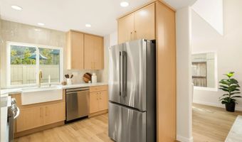 6759 Paseo Del Vis, Carlsbad, CA 92009