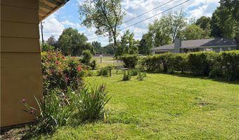 409 NW 1st St, Atkins, AR 72823
