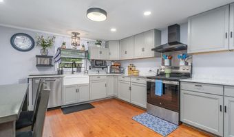 18 Lady Slipper Ln, Barrington, NH 03825