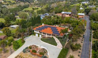 2740 Los Alisos Dr, Fallbrook, CA 92028