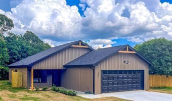430 Main St, Bauxite, AR 72011
