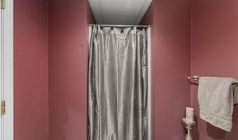 37 Carriage Rd, Cranston, RI 02920