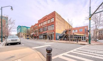 124 College Street Unit 3Rd Floor 3Rd Floor, Asheville, NC 28801