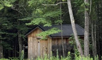 99 Lloyd Rd, Anson, ME 04911