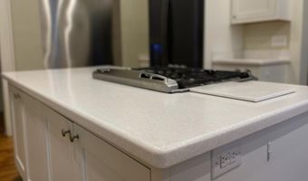 107 GREENVILLE St, Abbeville, SC 29620