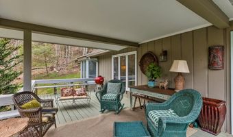 521 Azalea Ln, Cashiers, NC 28717