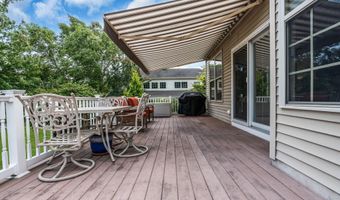 4 Faulkners Pl, Barnegat, NJ 08005