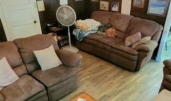 1658 County Road 4305, Annona, TX 75550
