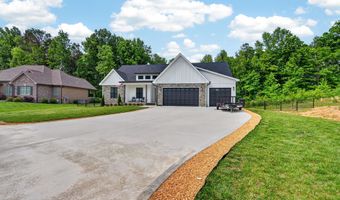 355 Shadows Lawn Dr, Athens, TN 37303