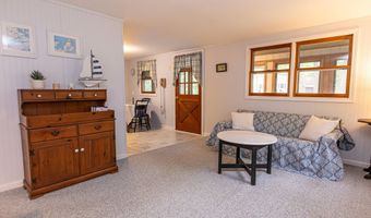 18 Julian St, Sebago, ME 04029
