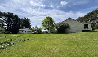 144 Lake Morey Rd, Bradford, VT 05033