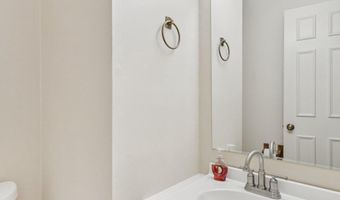 5858 LANGTON Dr, Alexandria, VA 22310