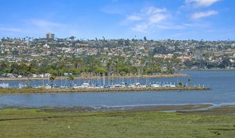 3991 Crown Point Dr P13, San Diego, CA 92109