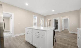 329 W 19th St, Auburn, IN 46706
