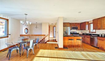 25 Sprague Ave, Lincoln, RI 02865