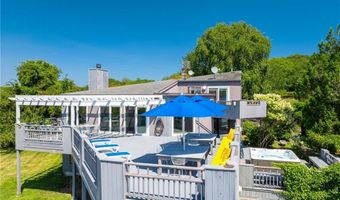 76 Battery Ln, Jamestown, RI 02835