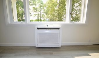 361 Belmont Ave, Belfast, ME 04915