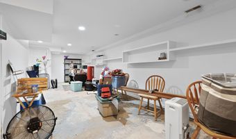 44 Clapboard Ridge Rd, Danbury, CT 06811