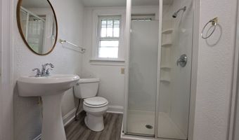 424 Sharp St, Ashland, OH 44805