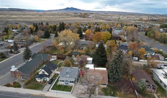 913 Sheridan Ave, Cody, WY 82414