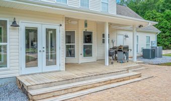 652 Tommy Eiland Rd, Baker, FL 32531