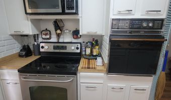 2502 Randall Dr, Biloxi, MS 39531