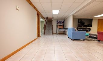6904 Ruby Ct, Austintown, OH 44515