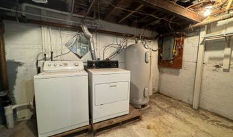 1007 5th St, Britton, SD 57430