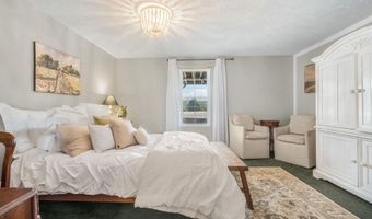 23 LOOKAWAY HILLS Dr, Afton, VA 22920