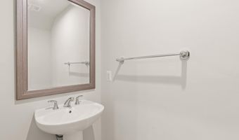 22395 CLAUDE MOORE Dr, Ashburn, VA 20148