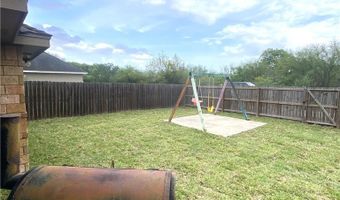1250 Lawrence Trl, Alice, TX 78332