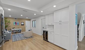 6502 Via Ostra, Carlsbad, CA 92009