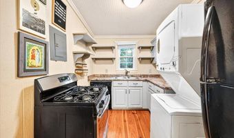 447 Bonnie Dr, Macon, GA 31204