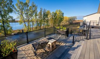 43353 258th St, Bridgewater, SD 57319