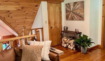 5451 River Rd, Arlington, VT 05250