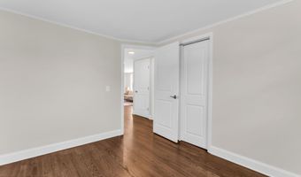 620 Tiller Ave, Beachwood, NJ 08722