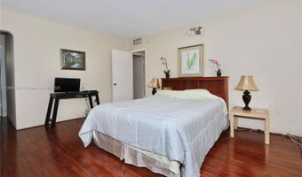 3020 Marcos Dr S208, Aventura, FL 33160
