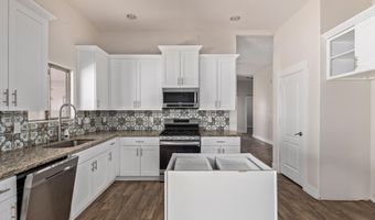 447 S WARNER Dr, Apache Junction, AZ 85120