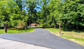 1305 Garrison Rd, Ashtabula, OH 44004