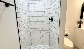 6408 Rosalind Ln, Anderson, IN 46013