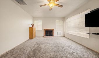 924 E GRANADA Ave, Apache Junction, AZ 85119