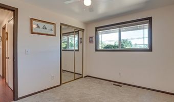 19600 S SOUTH END Rd, Oregon City, OR 97045